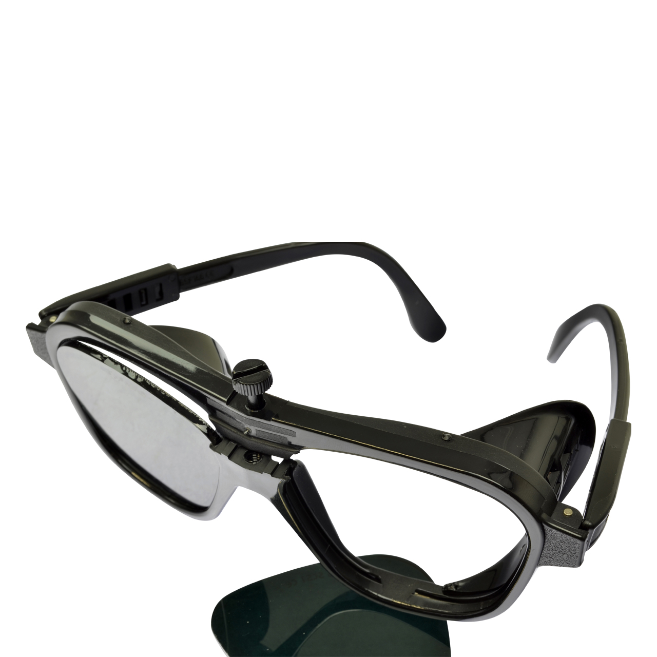Schutzbrille mit schwarzem Rahmen und seitlichen Schutzblenden für Metallbearbeitung