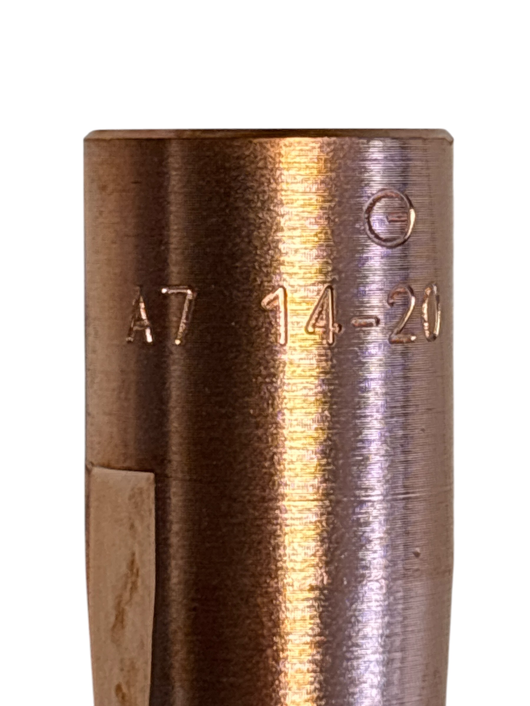 Kupferfarbene zylindrische Körper