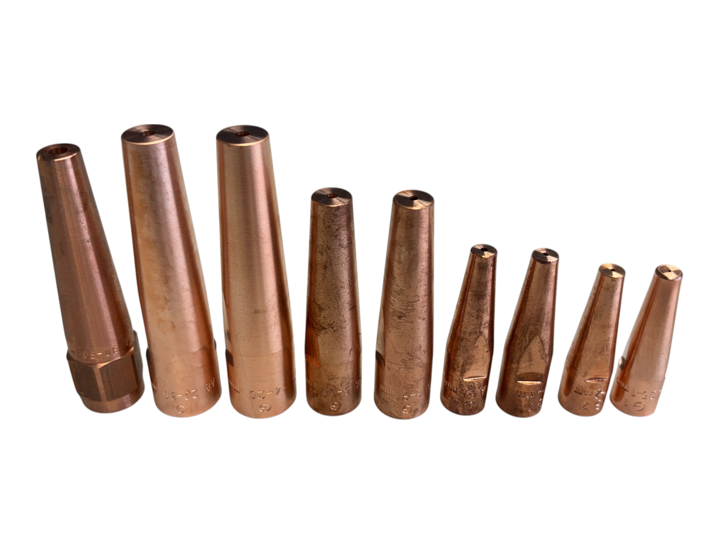 Kupferfarbene zylindrische Körper