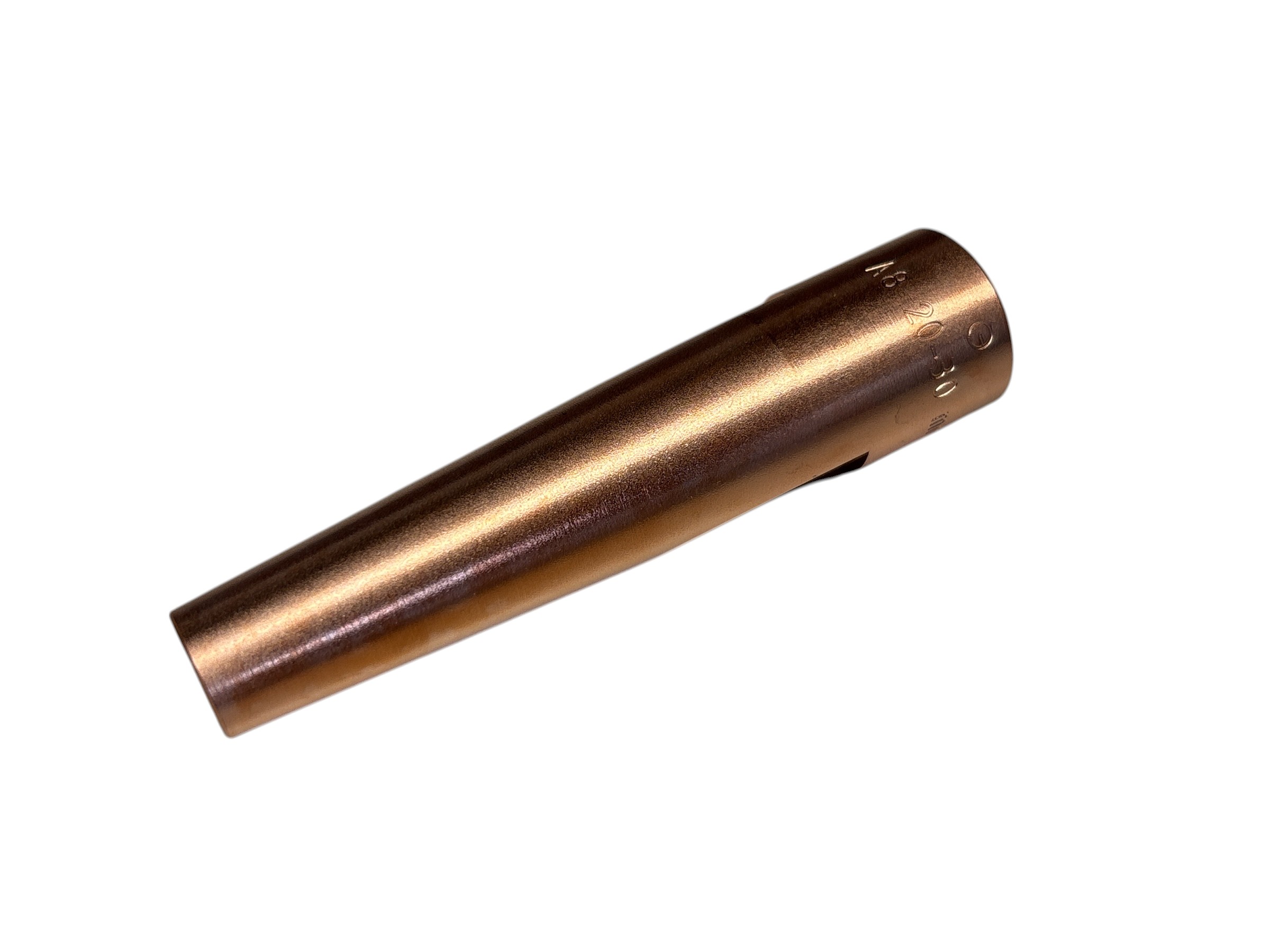 Kupferfarbene zylindrische Körper