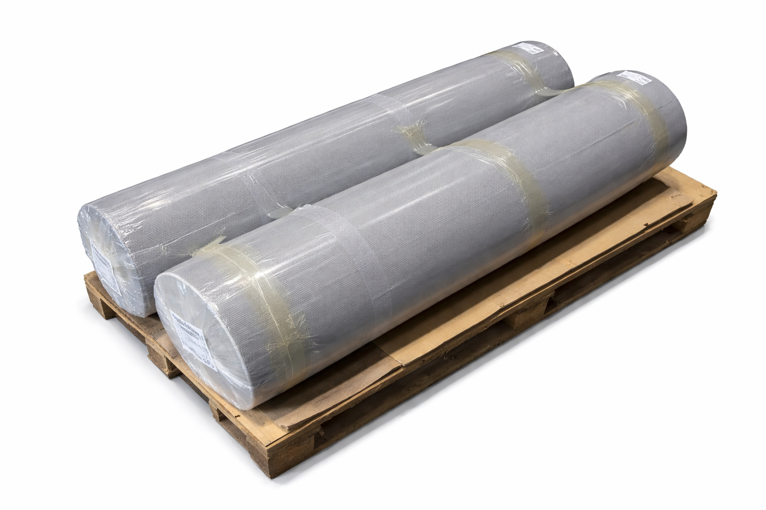 Graue Rollen auf Holzpalette