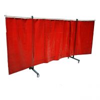 SST4 Schutzwand mit Schwenkarm, 2 x 3,9 m, mit PVC Vorhang 1,60 m lang, grün R9